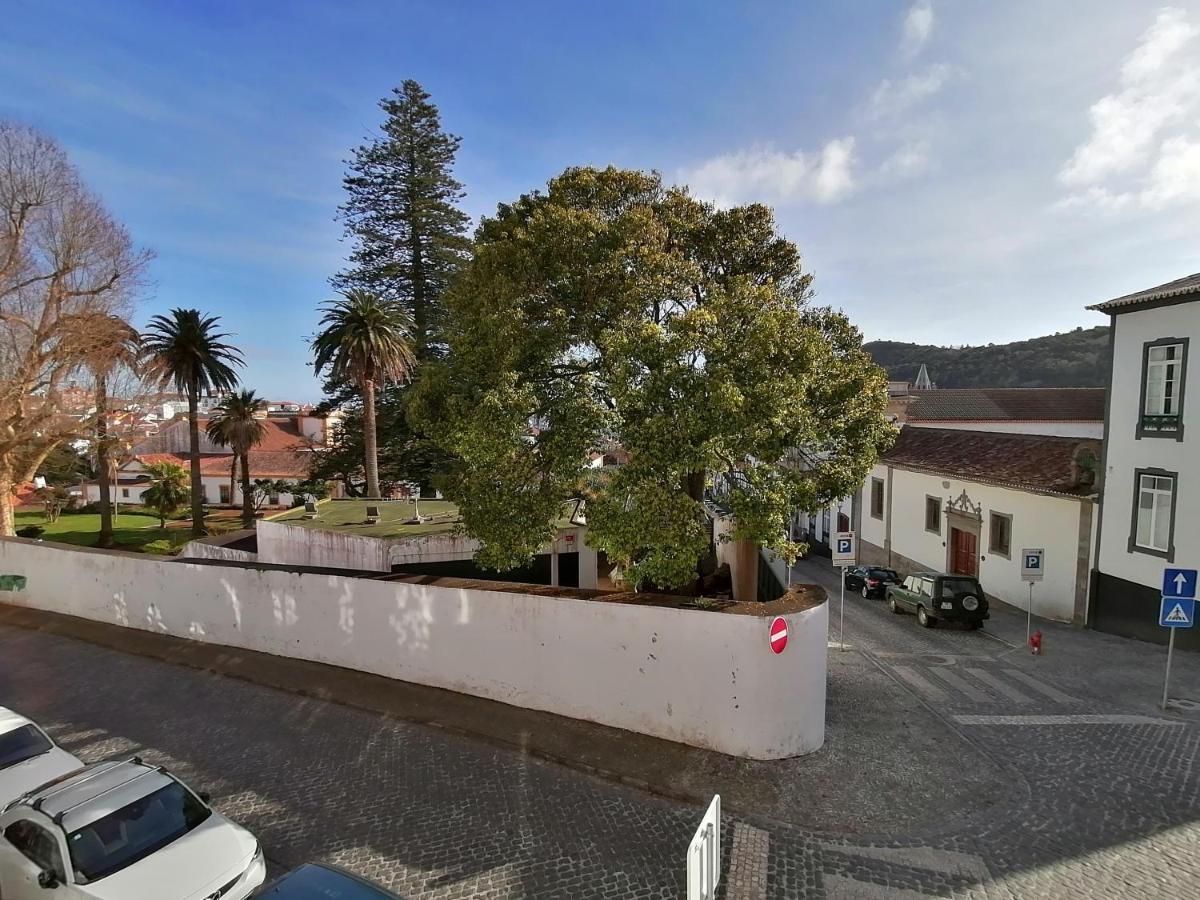Miragaia Star Apartments Angra do Heroísmo Dış mekan fotoğraf